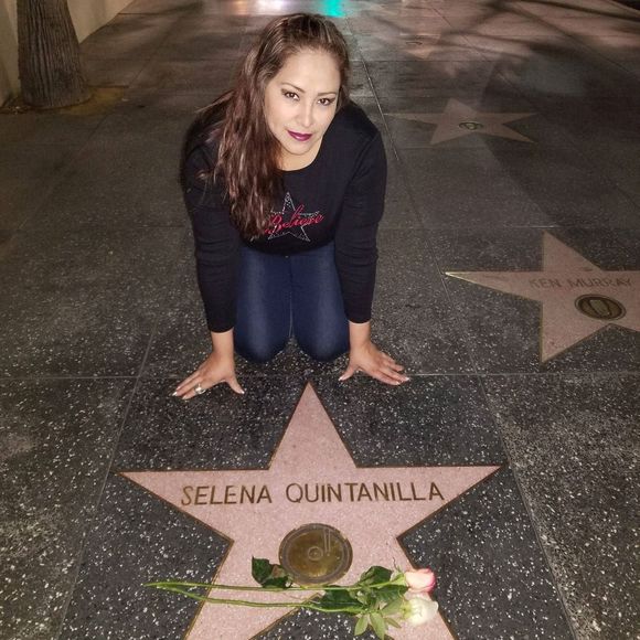 Meet your Posher, Gloria - Picture 1 of 1